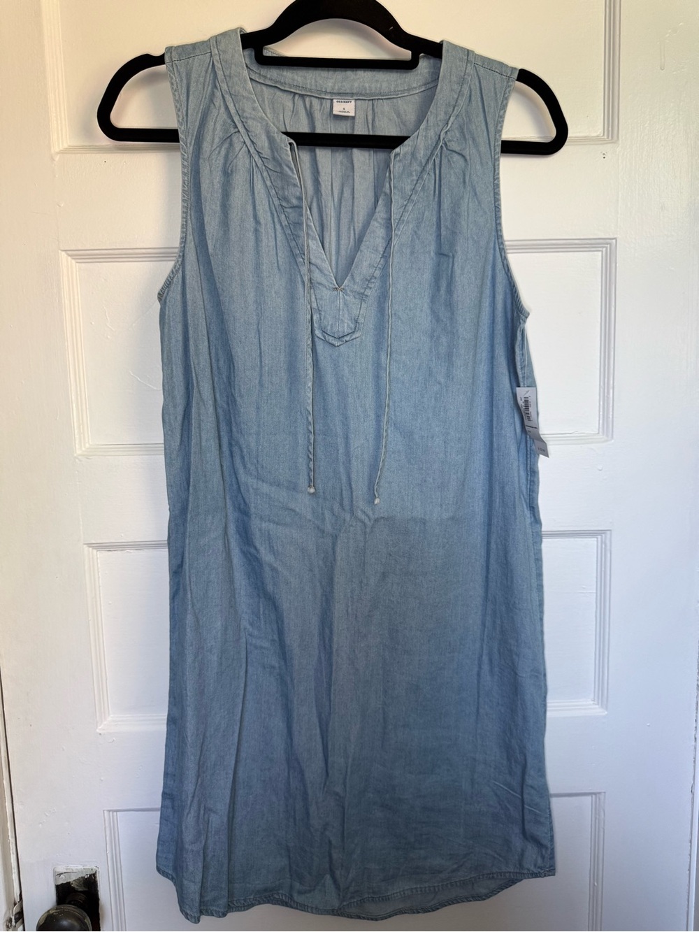 Old Navy Light-Wash Sleeveless Chambray Shift Dress V-Neck Tie Details Boho S